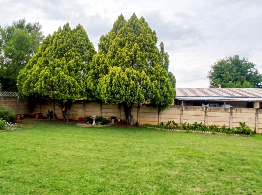 3 Bedroom Property for Sale in Brandwag Free State